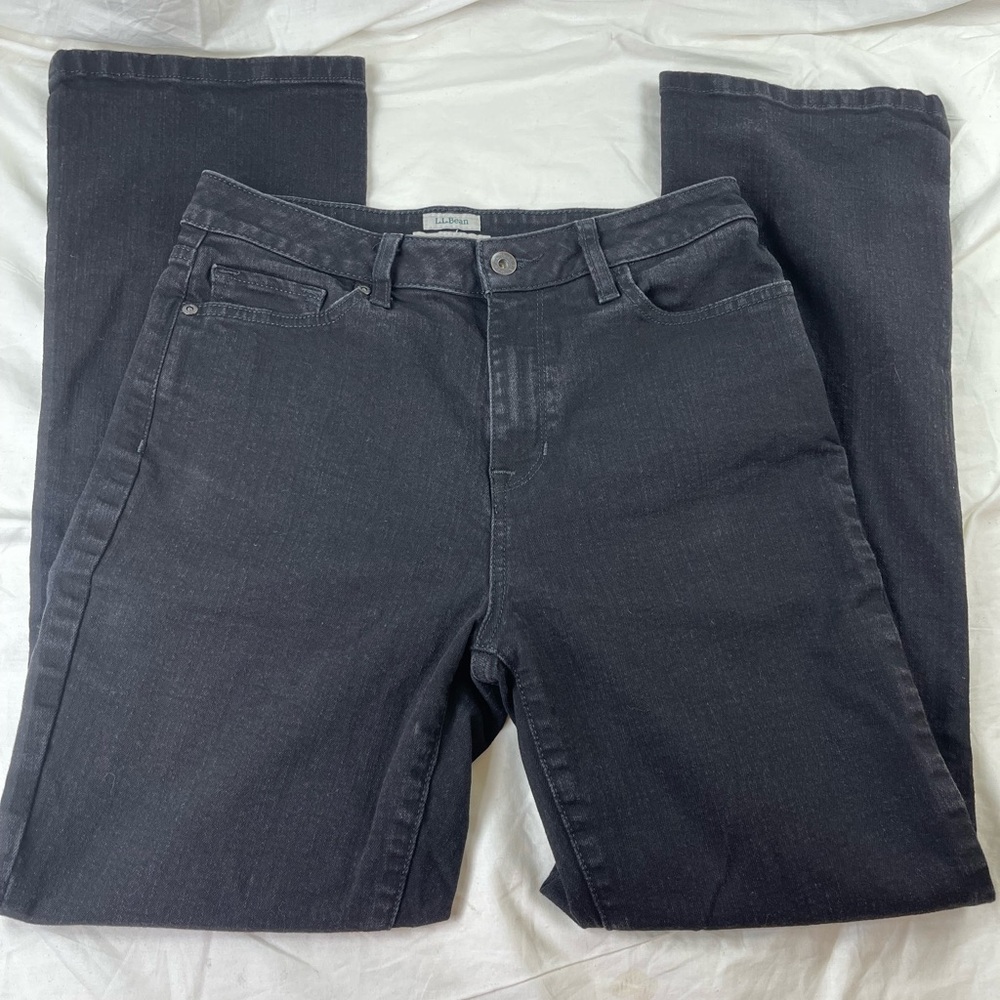 ⭐️L.L. Bean Black Straight Leg Jeans